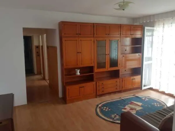 Inchiriez apartament 3 camere, Manastur - Imaginea 2