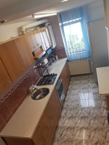 Inchiriez apartament 3 camere, Manastur - Imaginea 7