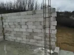Constructii case la rosu - Miniatura 3
