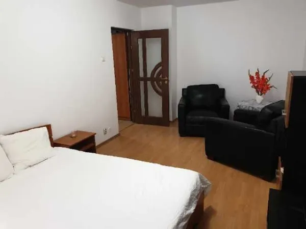 Particular inchiriez garsoniera Mosilor - Imaginea 8