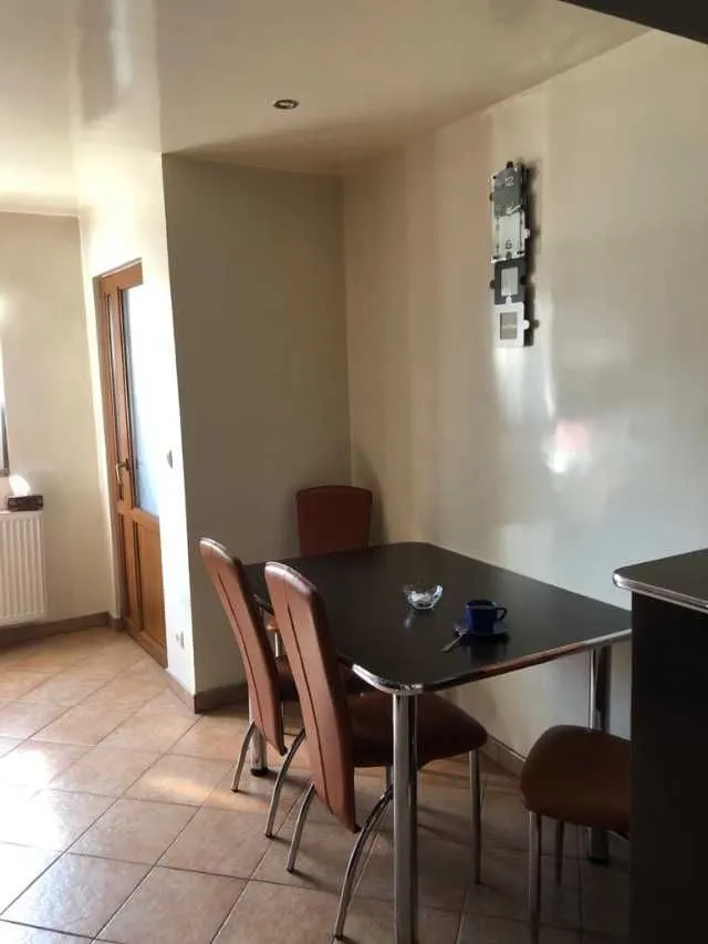 Vand apartament in orasul Beclean, suprafata de 70 mp - Imaginea 9