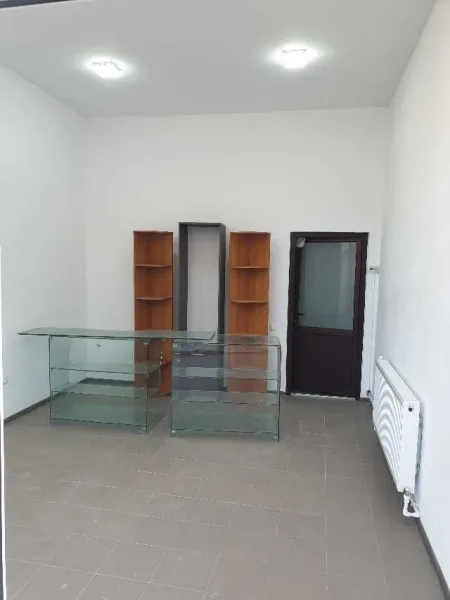 Inchiriez spatiu comercial - Imaginea 6