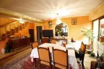 vand/ schimb vila pentru doua familii - Miniatura 4