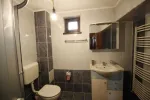 vand/ schimb vila pentru doua familii - Miniatura 8