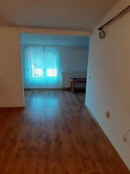 sector 5  Rahova zona Margeanului vindem garsoniera etaj 3/ 3 bloc nou - Imaginea 4