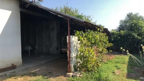 Casa in zona linistita Targsorul Vechi - Imaginea 6