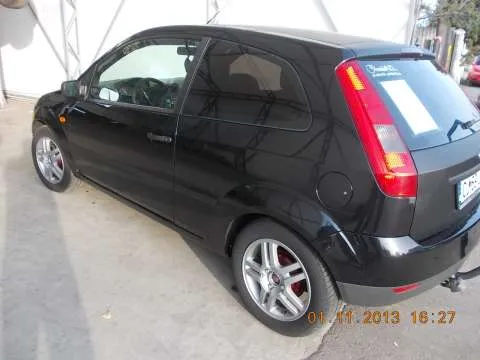 vand ford fiesta 2004 diesel full - Imaginea 2