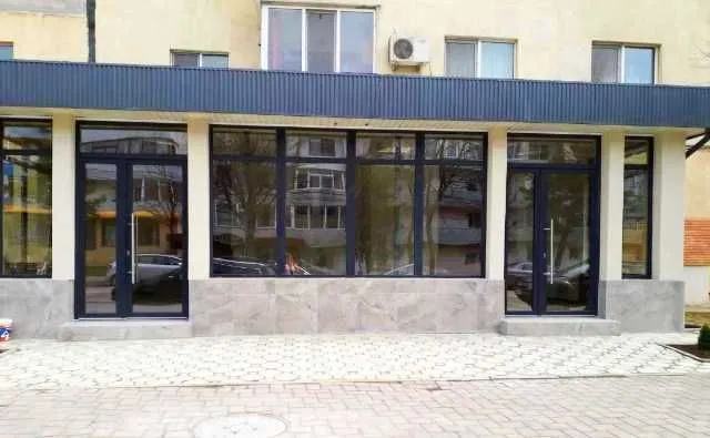 INCHIRIEZ spatiu comercial in Mangalia, 100mp, stradal, port/ plaja - Imaginea 5