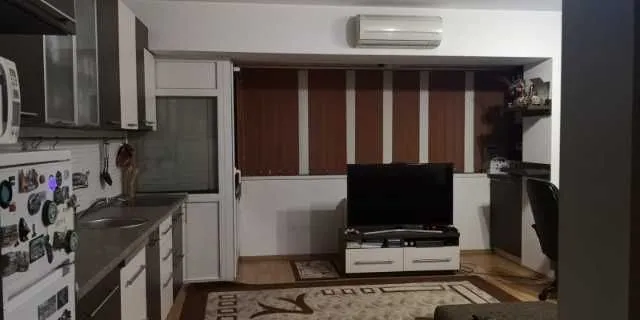 Garsoniera deosebita Bucuresti, Quadra 2, zona Lujerului, in apropiere de Politehnica, bloc 2010 - Imaginea 10