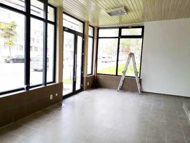 INCHIRIEZ spatiu comercial in Mangalia, 100mp, stradal, port/ plaja - Imaginea 6