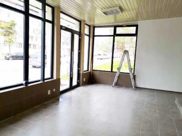 INCHIRIEZ spatiu comercial in Mangalia, 100mp, stradal, port/ plaja - Imaginea 6