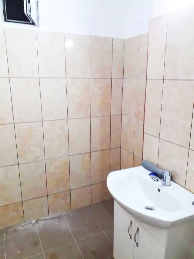 INCHIRIEZ spatiu comercial in Mangalia, 100mp, stradal, port/ plaja - Imaginea 9
