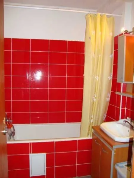 Proprietar vand apartament 2 camere in str Pajurei Bucuresti - Imaginea 1