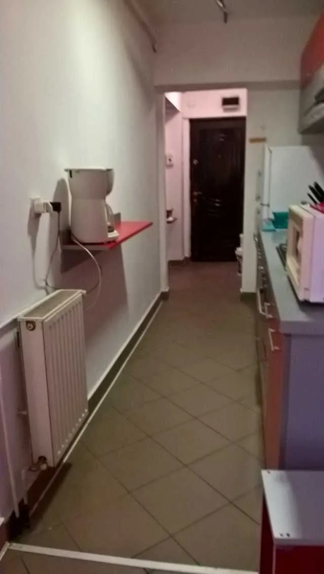 Proprietar vand apartament 2 camere in str Pajurei Bucuresti - Imaginea 5