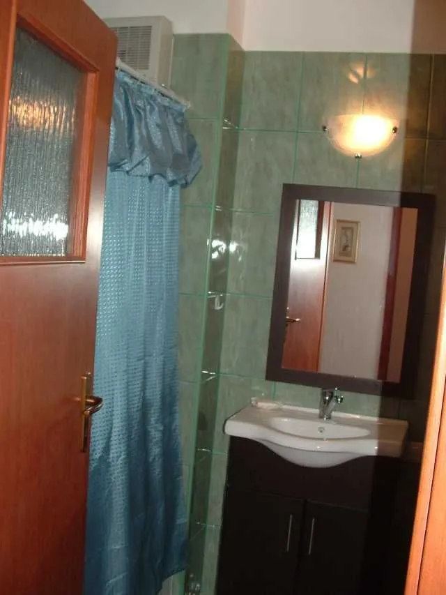 Proprietar, inchiriez garsoniera in Complex Planorama Doamna Ghica. - Imaginea 5