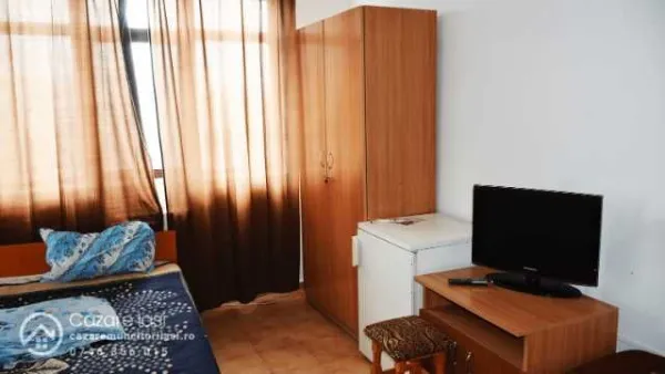 Camere De Inchiriat 1- 6 Paturi In Iasi, Cazare Muncitori - Imaginea 2