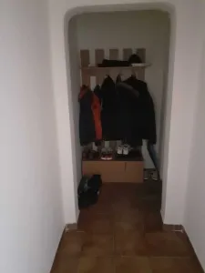 sector 5 str Aleia Ilmasului vindem ap 2 camere cf2 sd etaj 1/ 4 plata cash