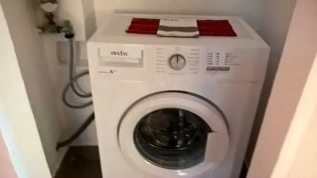 Proprietar vand apartament 2 camere in str Pajurei Bucuresti - Imaginea 11