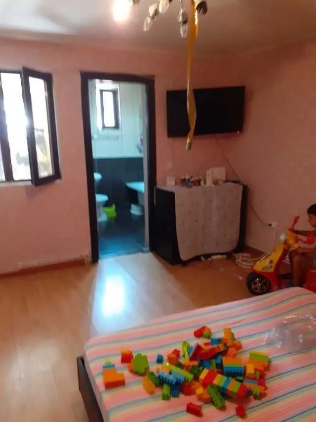 VAILTOARE SECTOR 5 VINDEM CASA 5 CAMERE SUPT 225 MP GAZE LIBERA - Imaginea 5