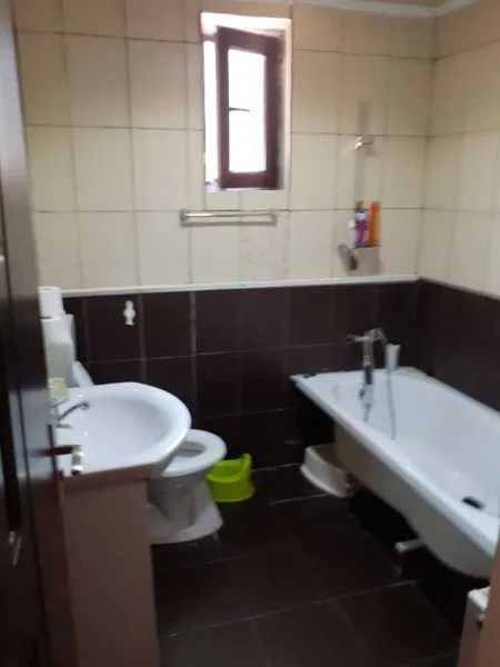 VAILTOARE SECTOR 5 VINDEM CASA 5 CAMERE SUPT 225 MP GAZE LIBERA - Imaginea 6