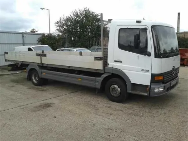 Buldoexcavatoare si basculante de inchiriat - Imaginea 2