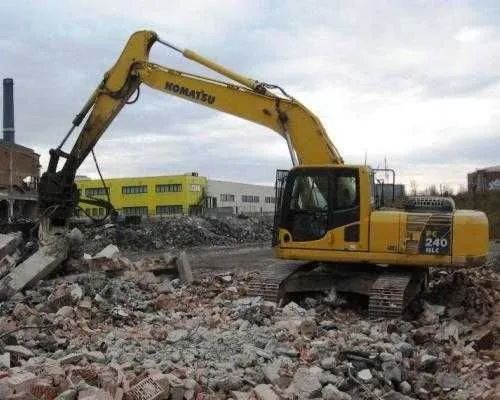 Buldoexcavatoare si basculante de inchiriat - Imaginea 4