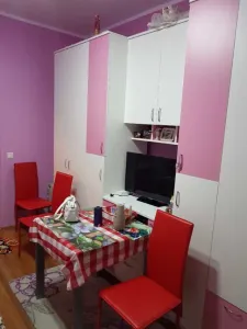 Mobilier camera de vanzare