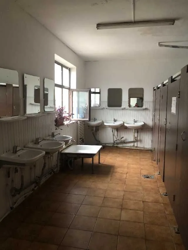 Ofer cazare ieftina pentru echipe de muncitori in Iasi - Imaginea 9