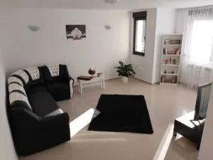 Camin Bunici - Azil privat in Pipera