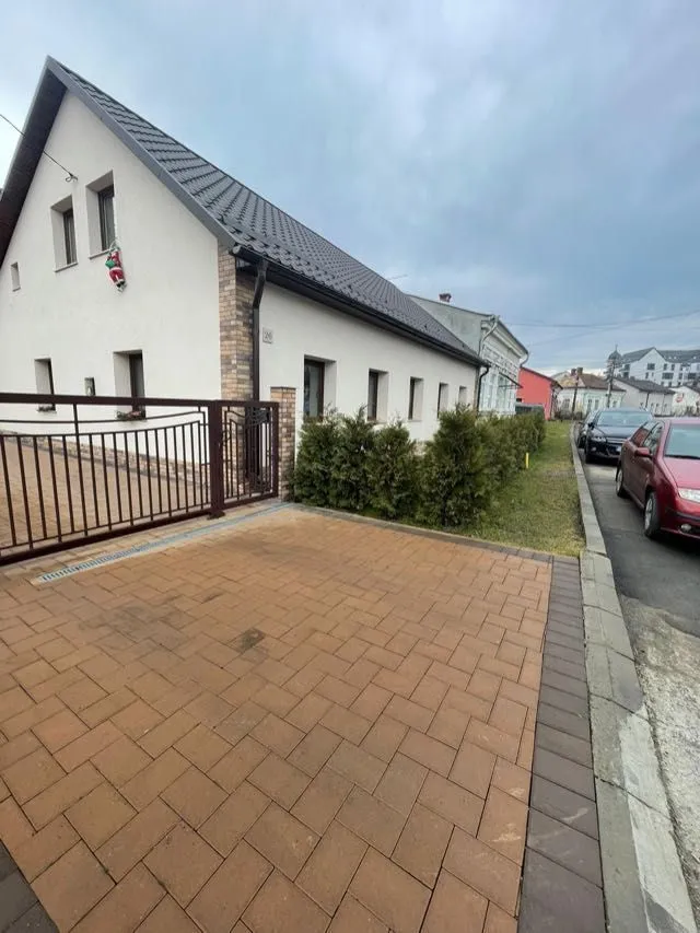 Vand casa ultracentral Radauti - Imaginea 6