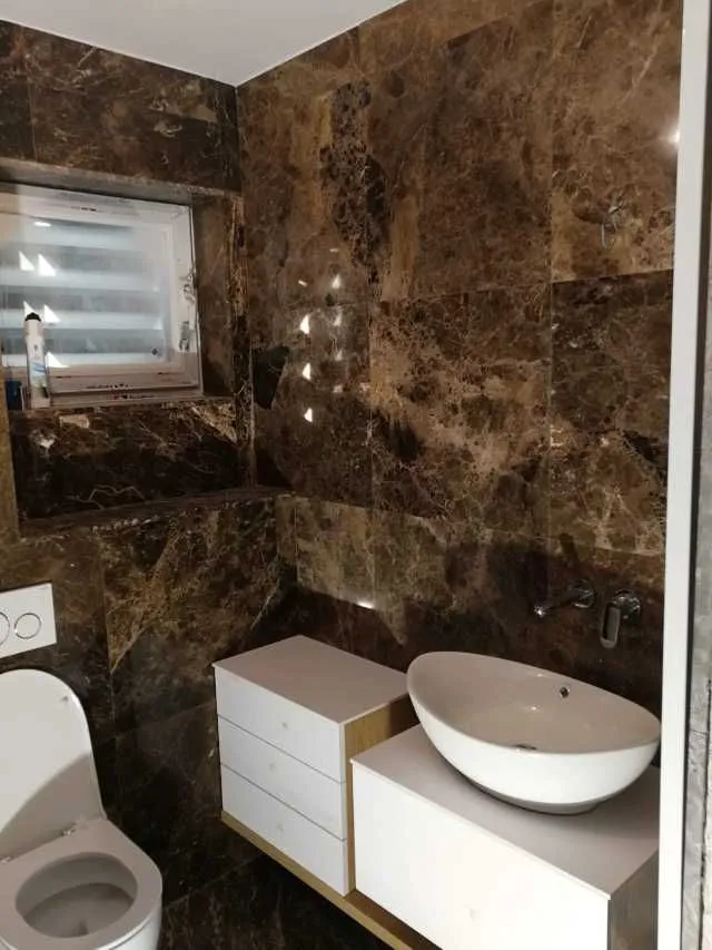 Placaj marmura Emperador Dark - Imaginea 1