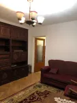 Propietar, inchiriez partament 3 camere in Tei. - Miniatura 4