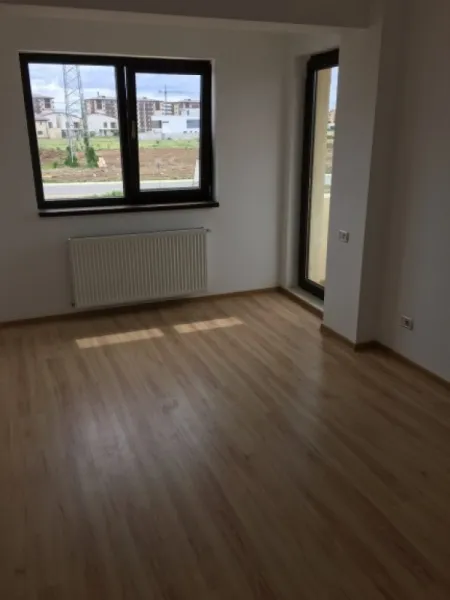 Proprietar  3 camere Militari Residence - 65mpu- 56800E - Imaginea 1