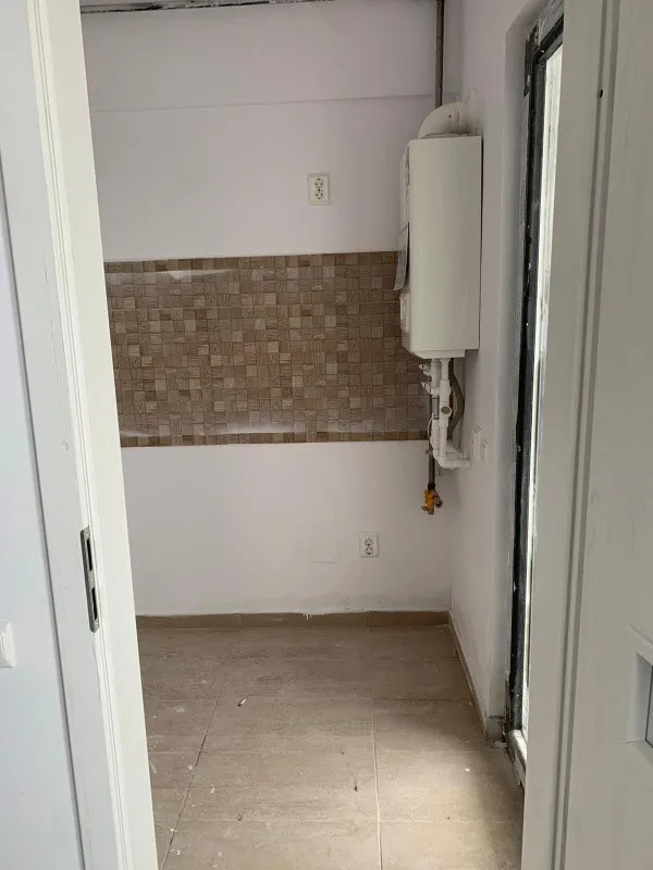 Proprietar  3 camere Militari Residence - 65mpu- 56800E - Imaginea 3