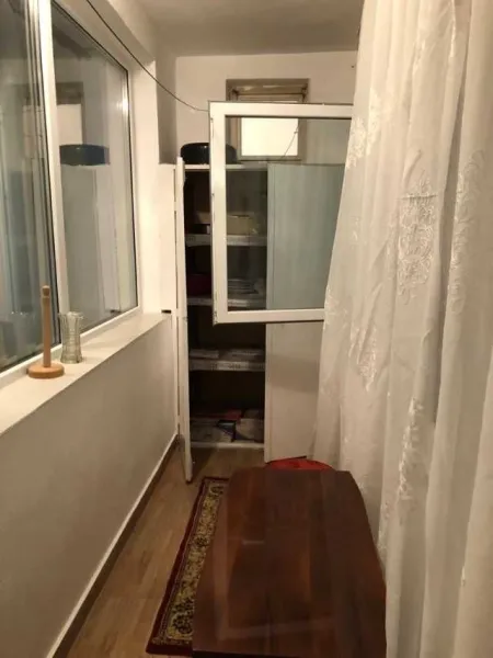 Propietar, inchiriez partament 3 camere in Tei. - Imaginea 12