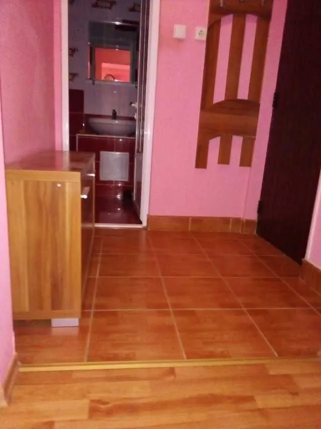Vand/ inchiriez apartament 1 camera, turda, str lotus nr 2 , micro 3 - Imaginea 2