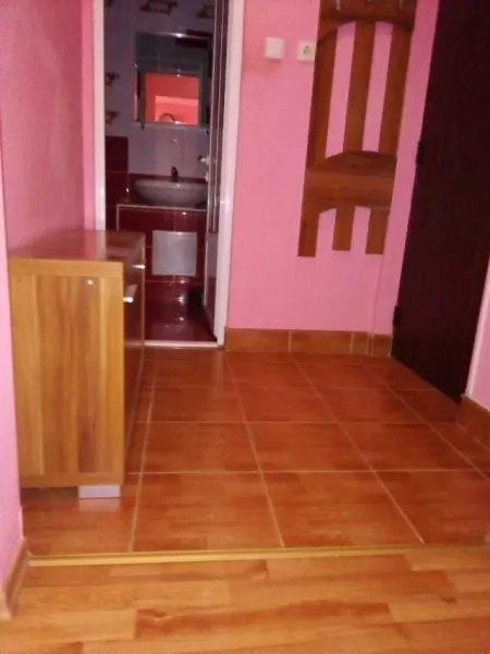 Vand/ inchiriez apartament 1 camera, turda, str lotus nr 2 , micro 3 - Imaginea 2
