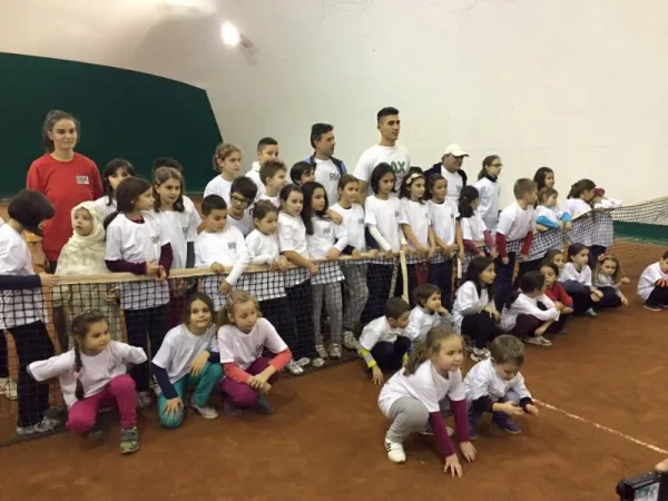 Cursuri tenis copii. Scoala tenis. Prima lectie gratuita - Imaginea 1