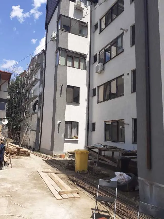 Kaufland Salaj vindem ga cf1 dec etaj 2/ 4 cu 2 balcone supt 32 mp cash - Imaginea 1