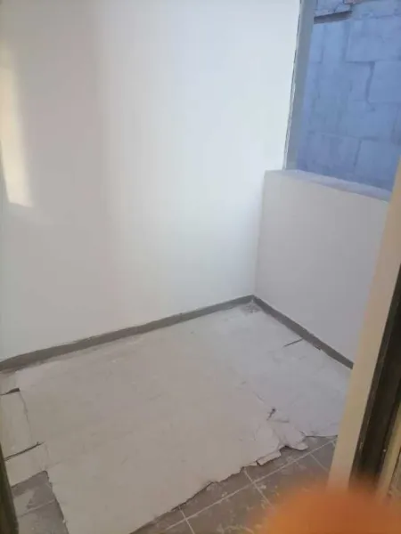 Kaufland Salaj vindem ga cf1 dec etaj 2/ 4 cu 2 balcone supt 32 mp cash - Imaginea 2