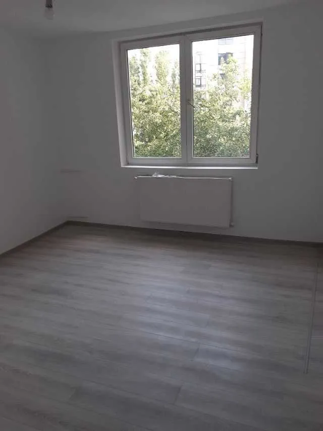 Gara de Nord vindem ap 2 camere 5/ 9 in Rate Avans 25000 eur Oferta - Imaginea 4