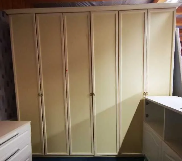 Mobila in serie si la comanda, decoratiuni, electrocasnice - Imaginea 5