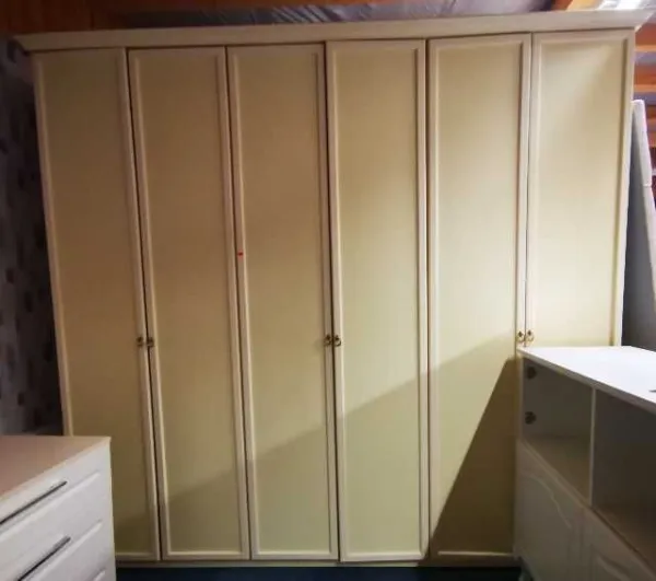 Mobila in serie si la comanda, decoratiuni, electrocasnice - Imaginea 5