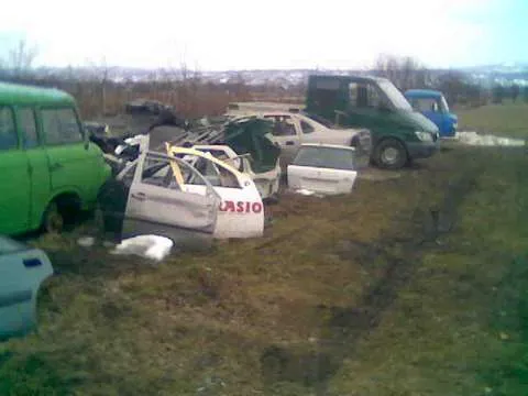 dezmembrari auto in tg ocna  - Imaginea 4