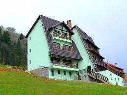 Vand pensiune turistica in BRAN - Imaginea 1