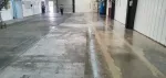 Curatare si spalare a pardoselilor: hale, parcari, depozite, sali de sport, spatii comerciale, etc. - Miniatura 2