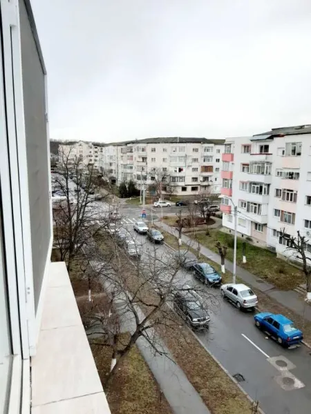 Apartament in blocuri noi - Imaginea 1