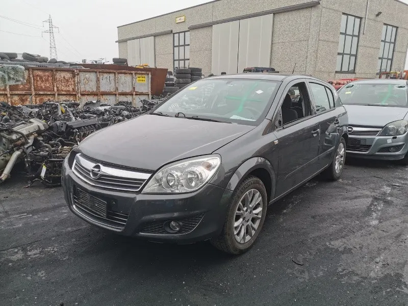 Opel Astra H facelift 1. 4 16v Z14XEP, 2009 - Imaginea 1