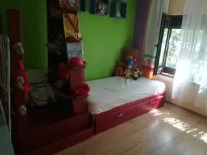 Vand apartament 3 cam, reforma totala ,  incalzire pardoseala , beci