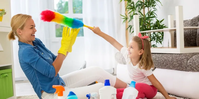 Curatare profesionala pentru canapele si saltele la domiciliu - Imaginea 1